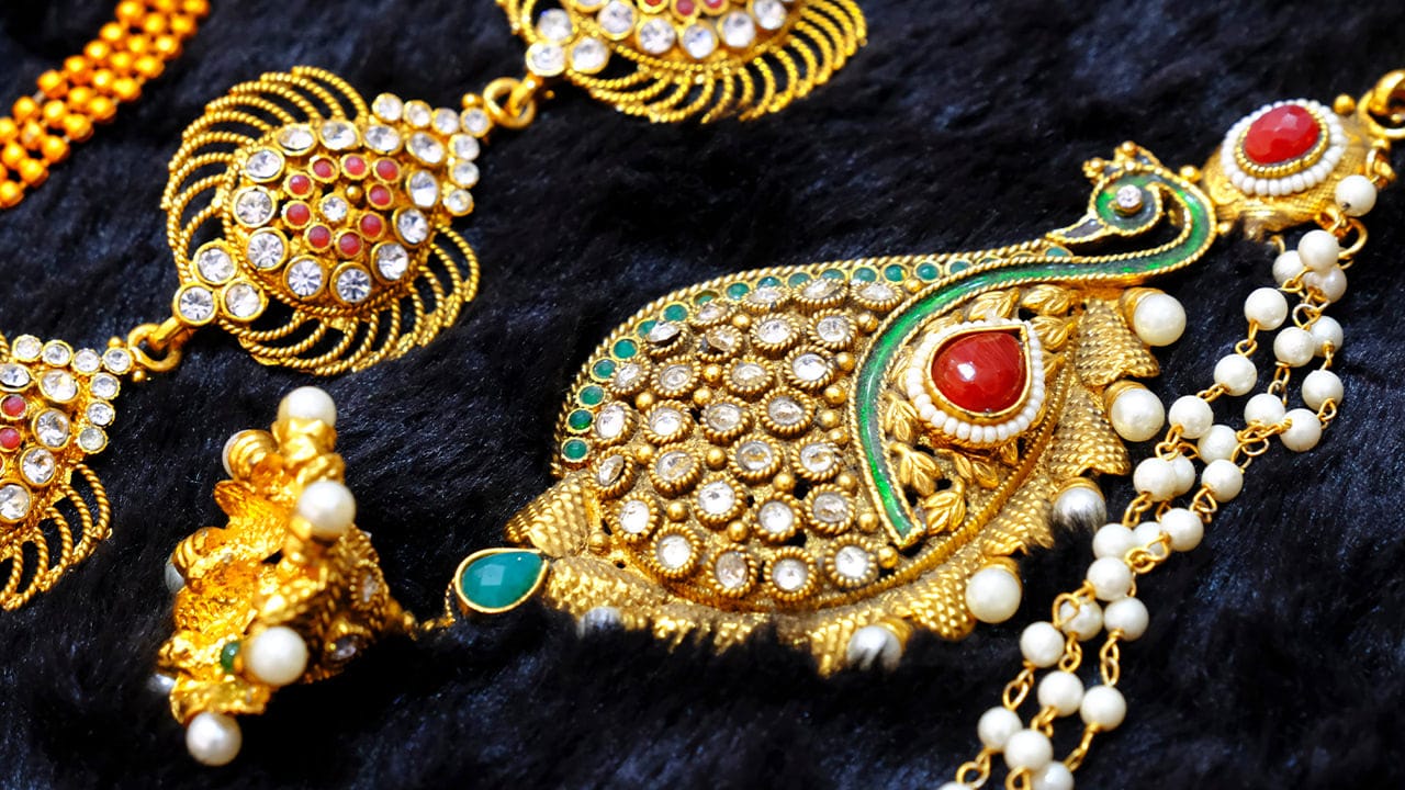Traditional Indian jewelry from New Jersey vendor.